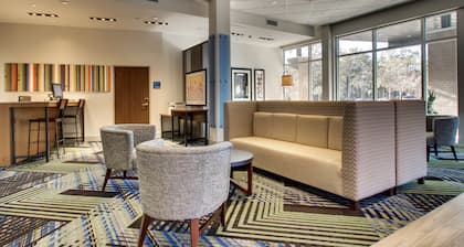 Holiday Inn Express & Suites Summerville by IHG