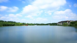 Exterior - Holiday Inn Kunshan Huaqiao by IHG (Suzhou)