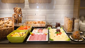 Tägliches inbegriffenes Frühstücksbuffet