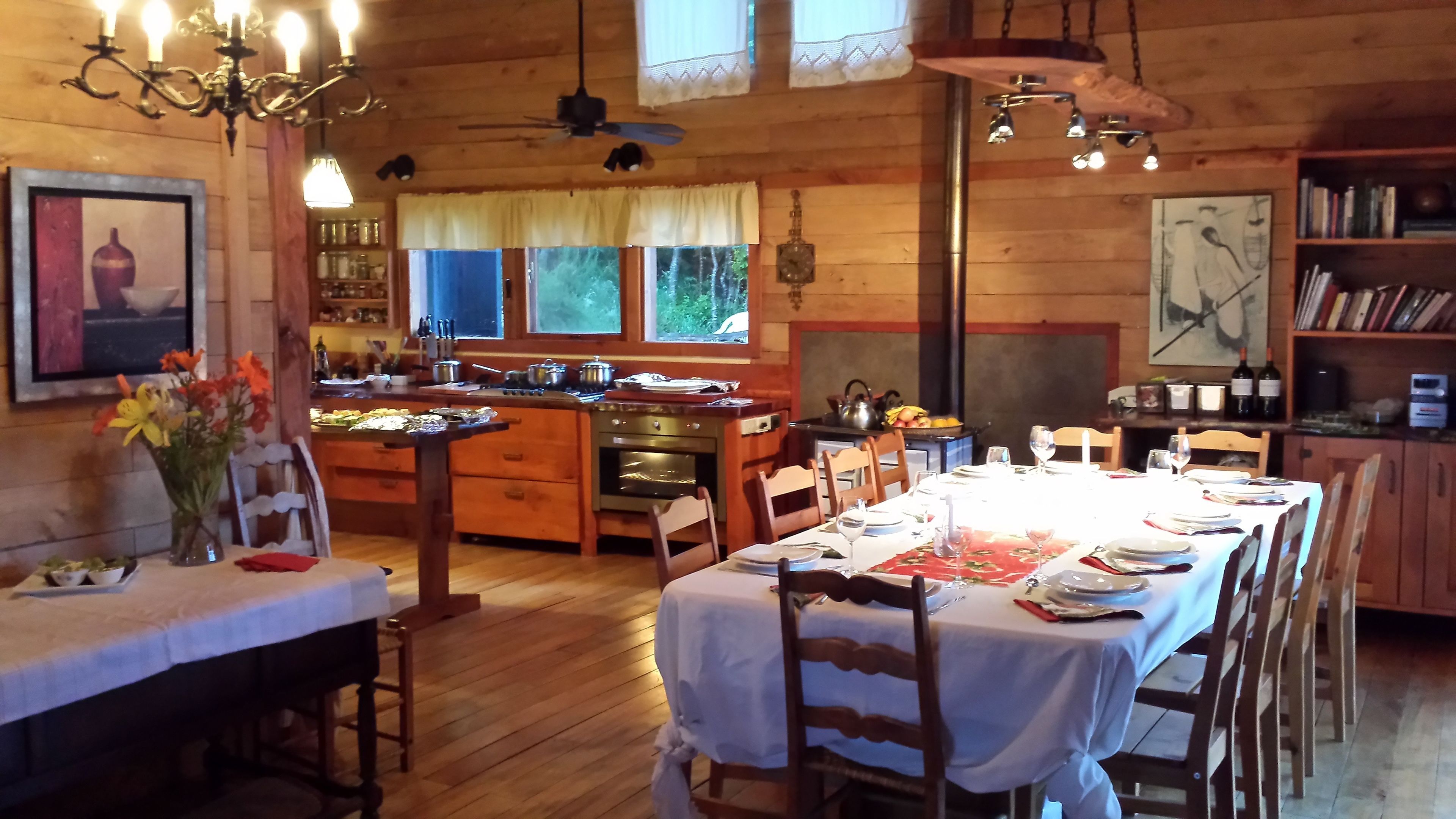 Breakfast, lunch, dinner served; local cuisine 