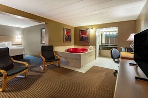 Suite estudio, 1 cama de matrimonio grande, no fumadores | Tabla de planchar con plancha, wifi gratis, ropa de cama