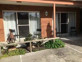 Habitación estándar, 1 cama de matrimonio | Terraza o patio