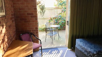 Twin Room with Courtyard | Terrace/patio