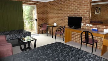 Twin Room with Courtyard