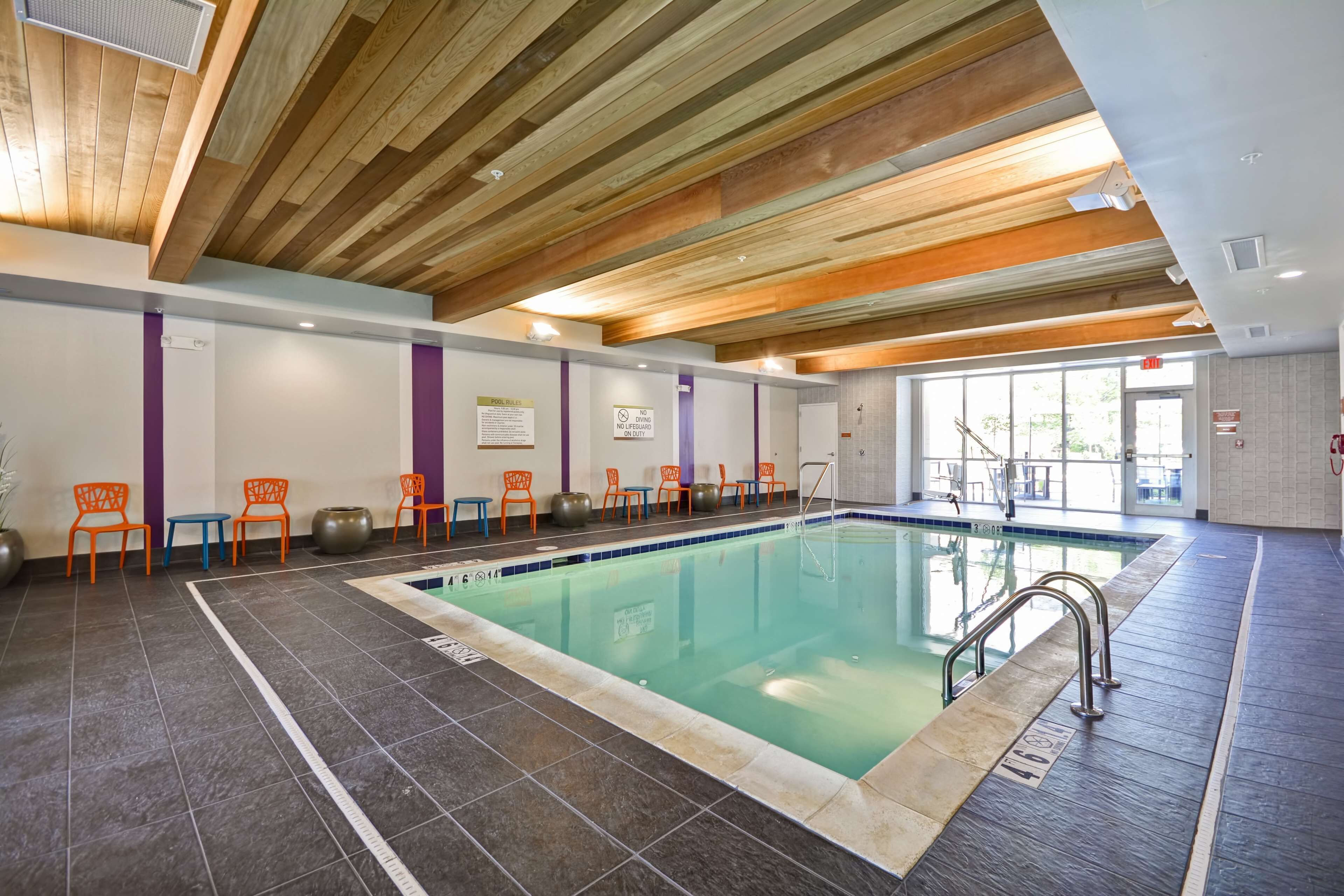 indoor pool, pool loungers