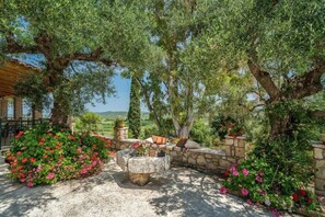 Garden - Villa Aelia (Zakynthos)