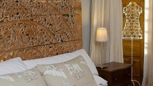 Double or Twin Room | Iron/ironing board (on request), cribs (surcharge) - Pazo da Touza (Nigran)