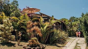 Huisje | Voorkant accommodatie - avond/nacht