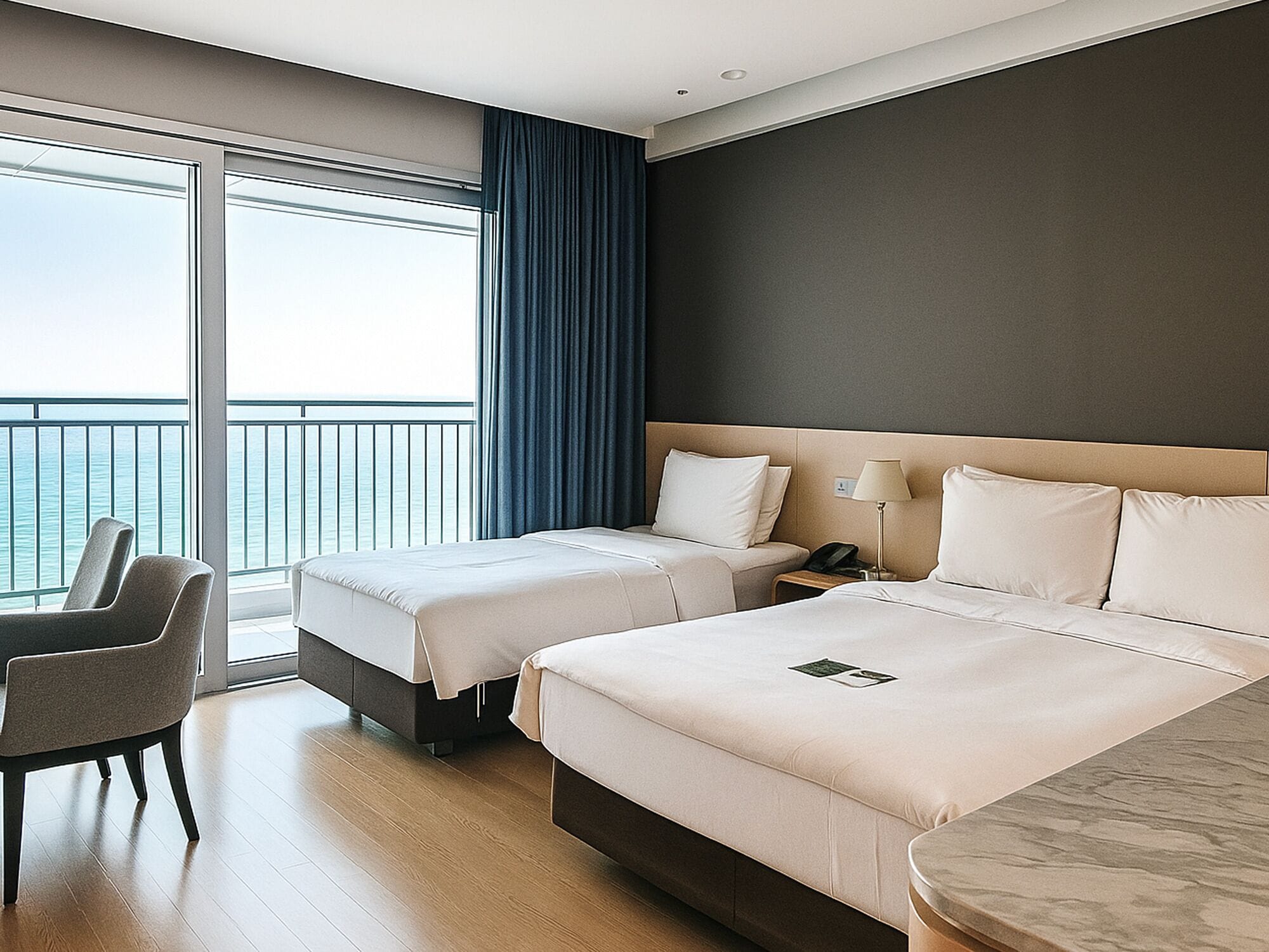 Spaceship Kids Family + Free parking for 1 car + Kids Club Single Class (1 time/1 pax) | Premium bedding, in-room safe, desk, laptop workspace