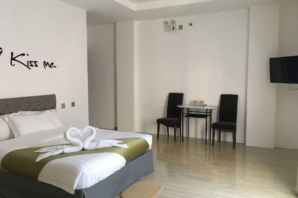 Minibar, bureau, lits bébé (en supplément), Wi-Fi gratuit
