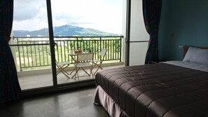 Firemannsrom – superior (A) | Skrivebord, blendingsgardiner, lydisolert og wi-fi (inkludert)