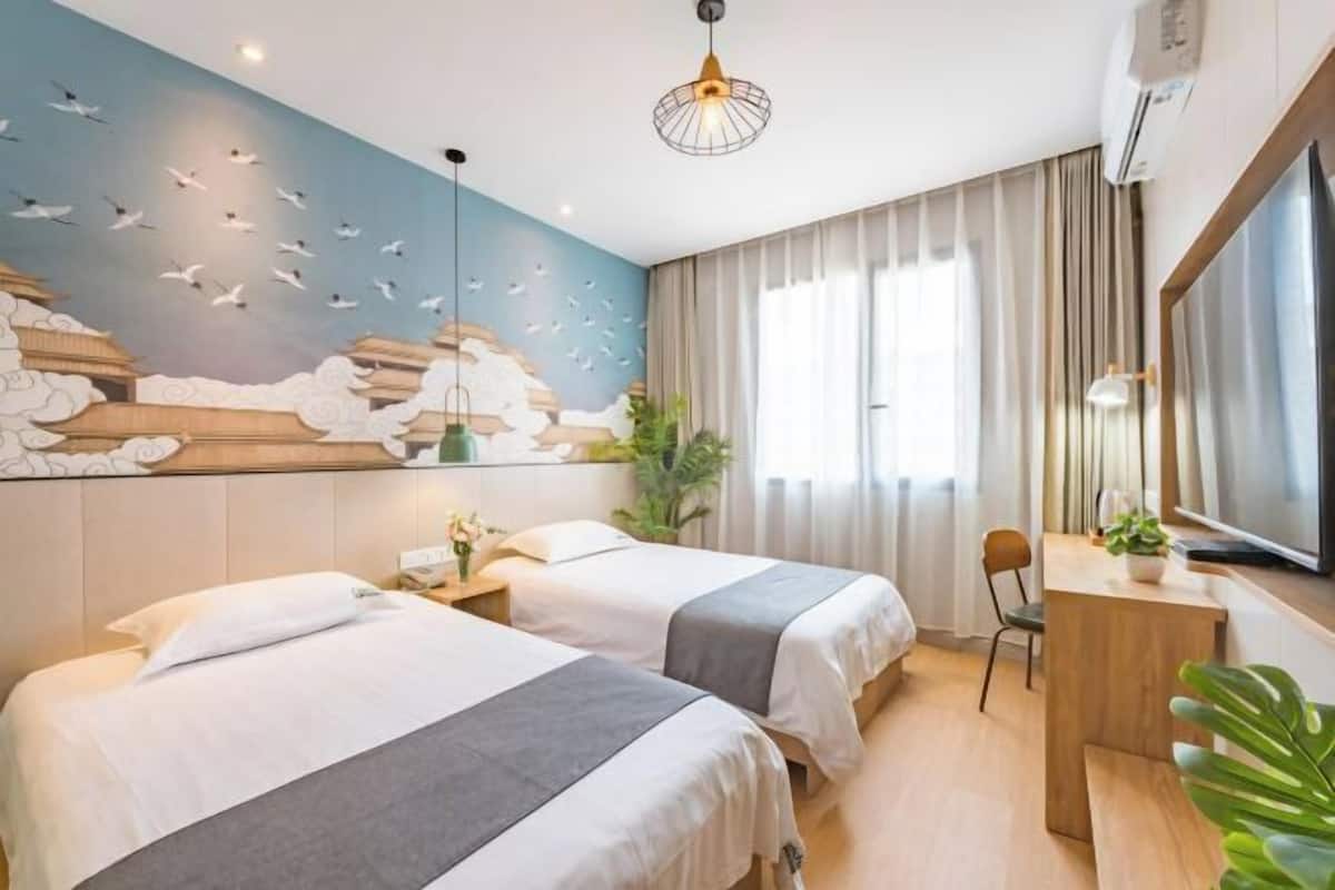 Desk, blackout drapes, free WiFi