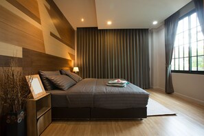 Family Suite Room | Individually decorated, individually furnished, iron/ironing board - PAMA House Boutique Hostel (Bangkok)