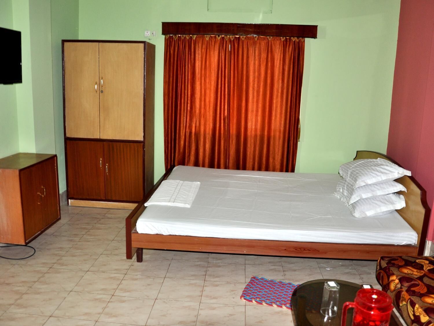 1 habitación, ropa de cama de alta calidad y wifi gratis 