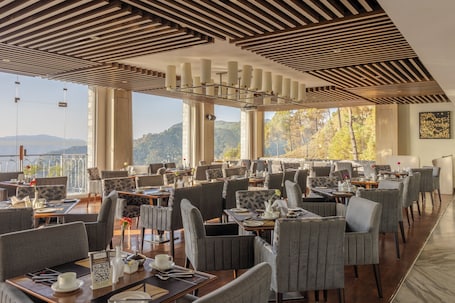 Restaurant. The Zion Hotel