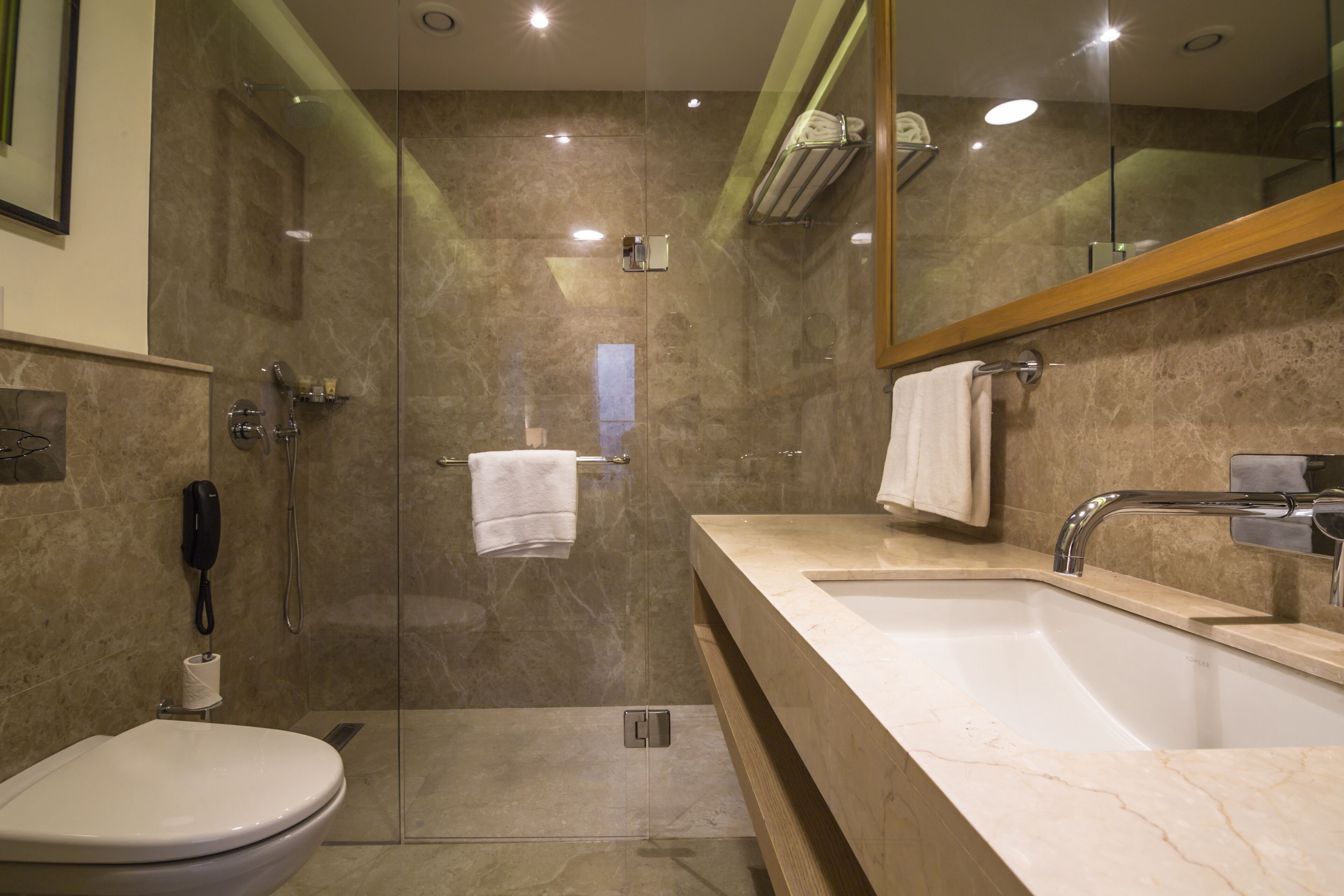 shower, rainfall showerhead, free toiletries, hair dryer