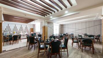 Desayuno buffet incluido todos los días