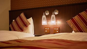 Coffres-forts dans les chambres, Wi-Fi gratuit, draps fournis