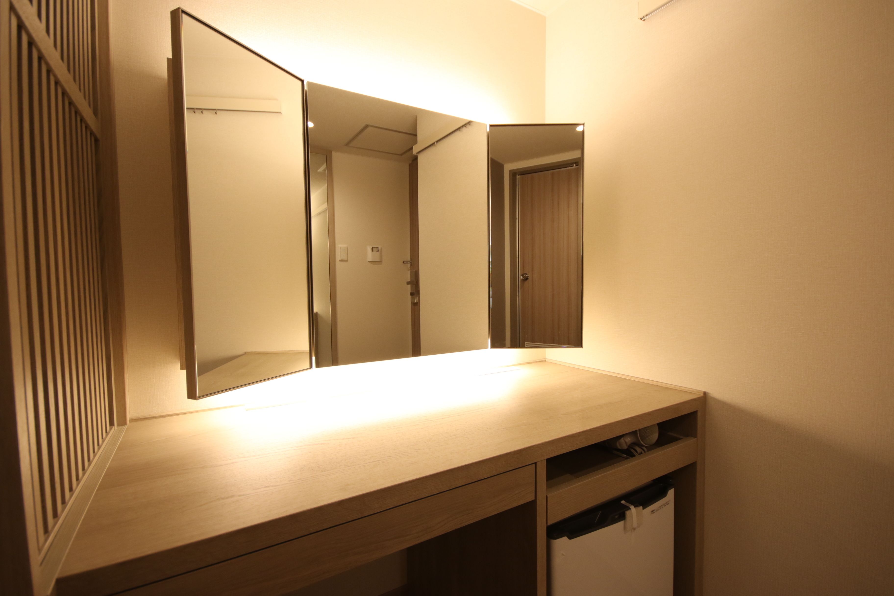 superior twin room, 2 single beds, non smoking | desk, blackout curtains, soundproofing, free wifi