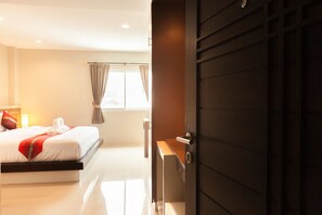 ห้องสแตนดาร์ด | โต๊ะทำงาน, เตียงเสริม/เปล, Wi-Fi ฟรี, ผ้าปูที่นอน