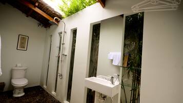 Economy-Bungalow, 1 Doppelbett, Gartenblick | Badezimmer