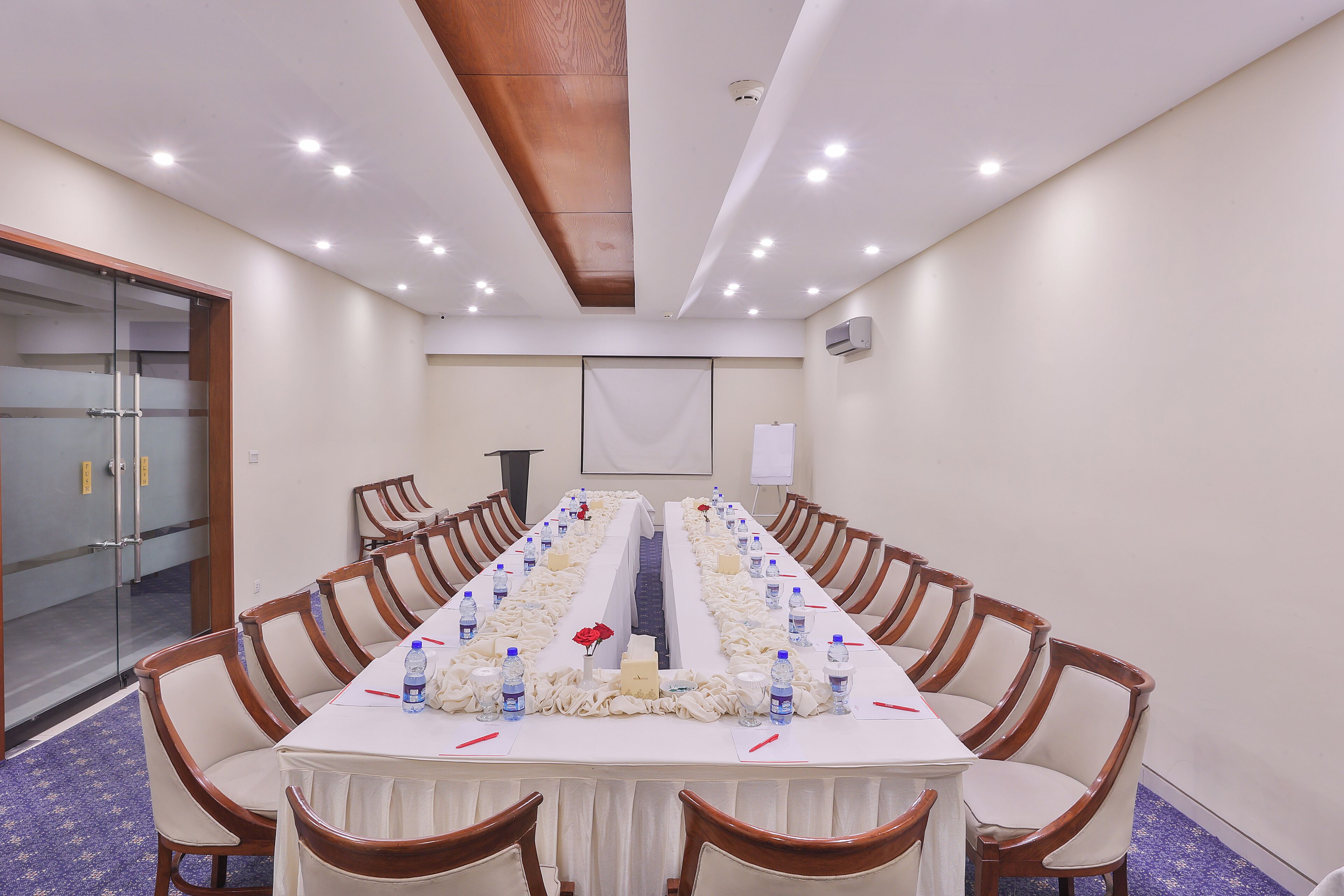 Meeting facility