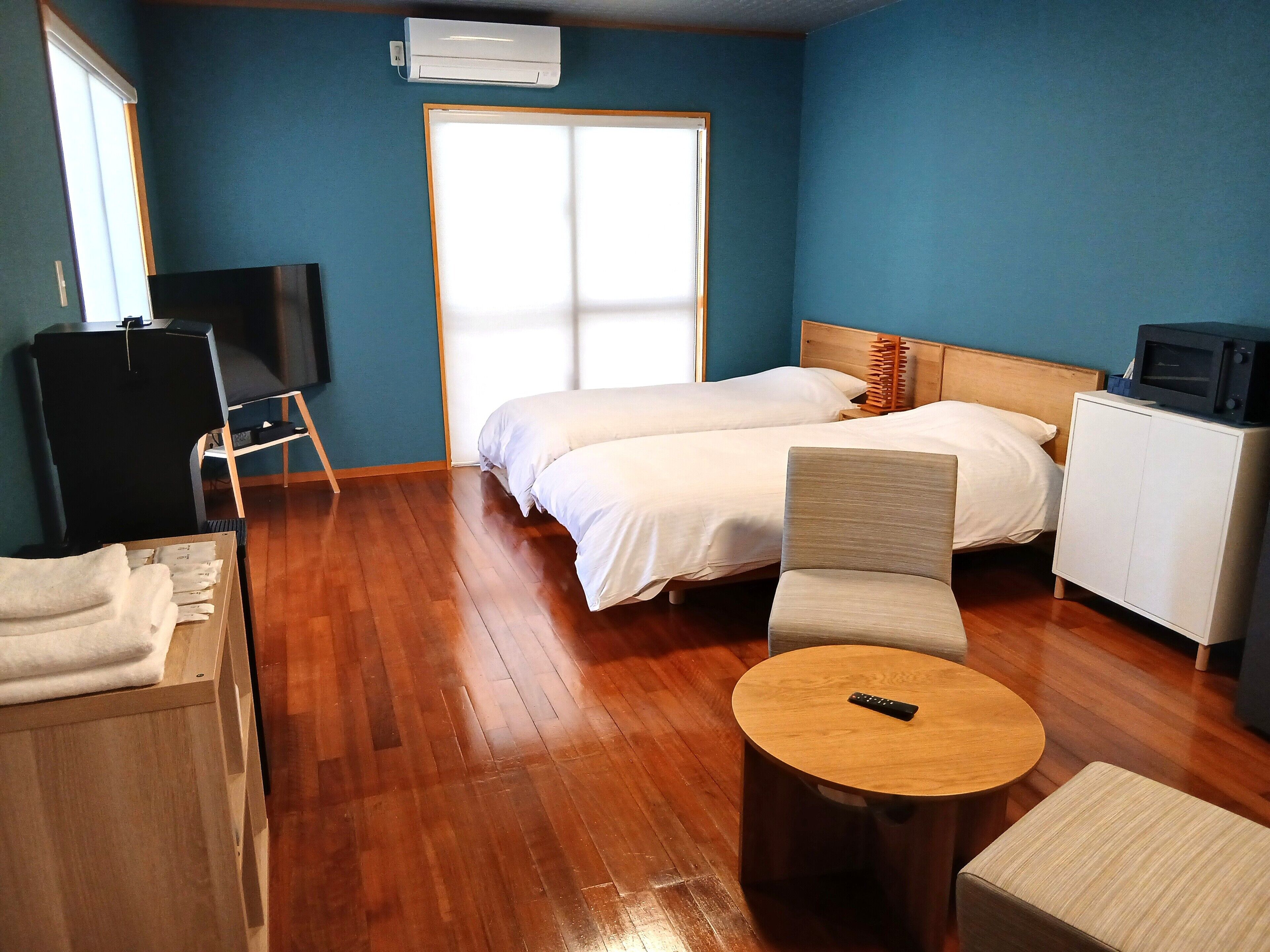 Tomannsrom, ikke-røyk, kjøkken (High Floor 25m2) | Skrivebord, skrivebord for bærbar PC, lydisolert og wi-fi (inkludert)