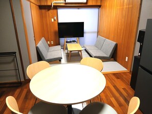 Zimmer, Nichtraucher, Küche | Wohnbereich