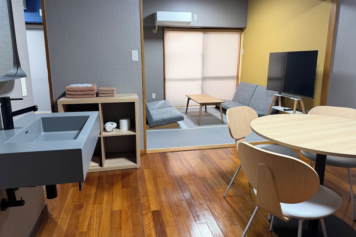 Zimmer, Nichtraucher, Küche | Schreibtisch, laptopgeeigneter Arbeitsplatz, schallisolierte Zimmer