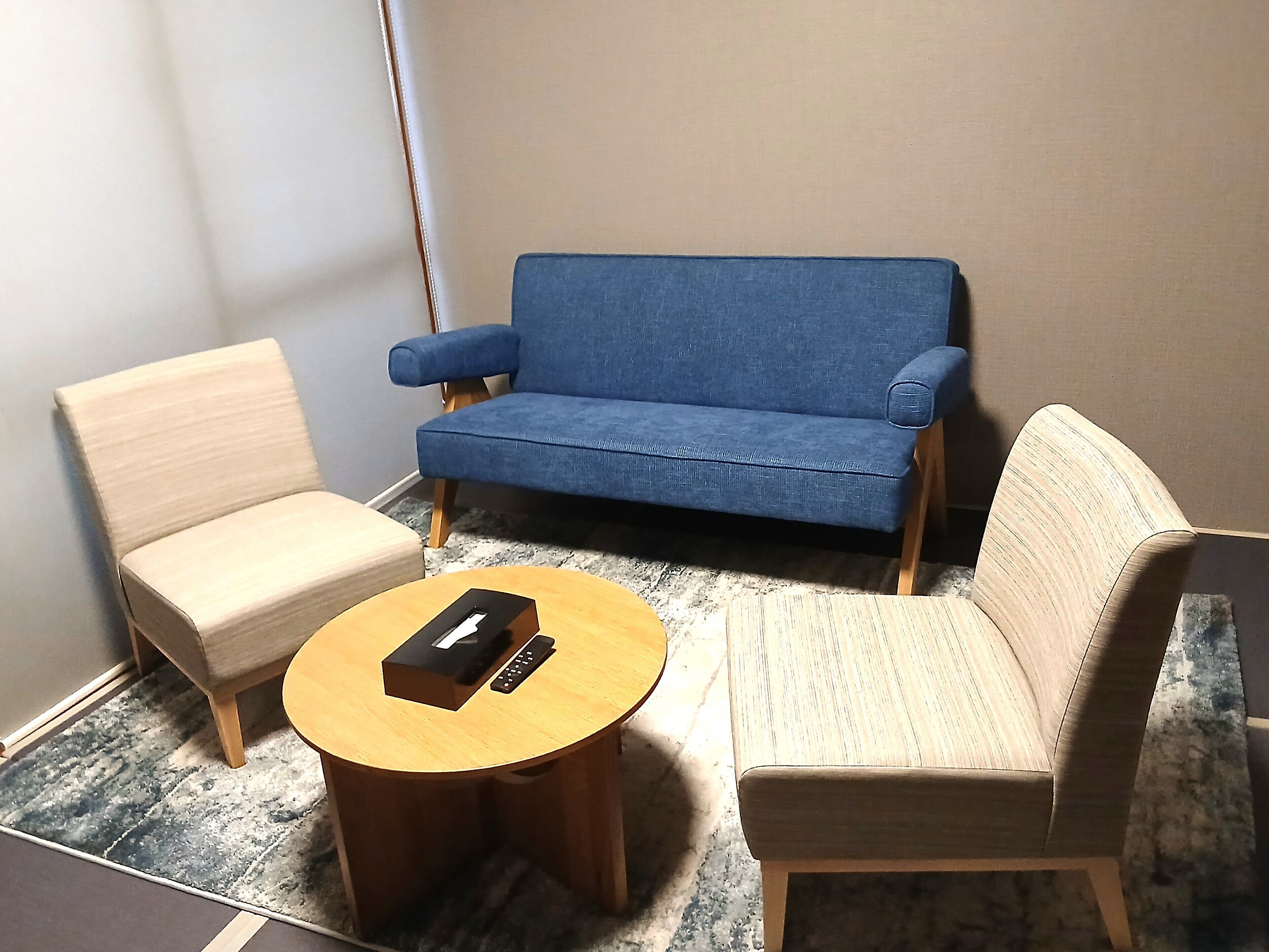 Quarto superior | Escrivaninha, espaço de trabalho para notebook, quartos à prova de som