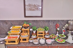 Alimentos y bebidas