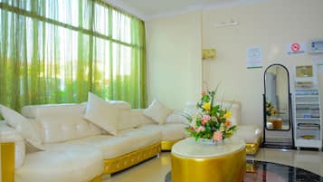 Sala de estar en el lobby