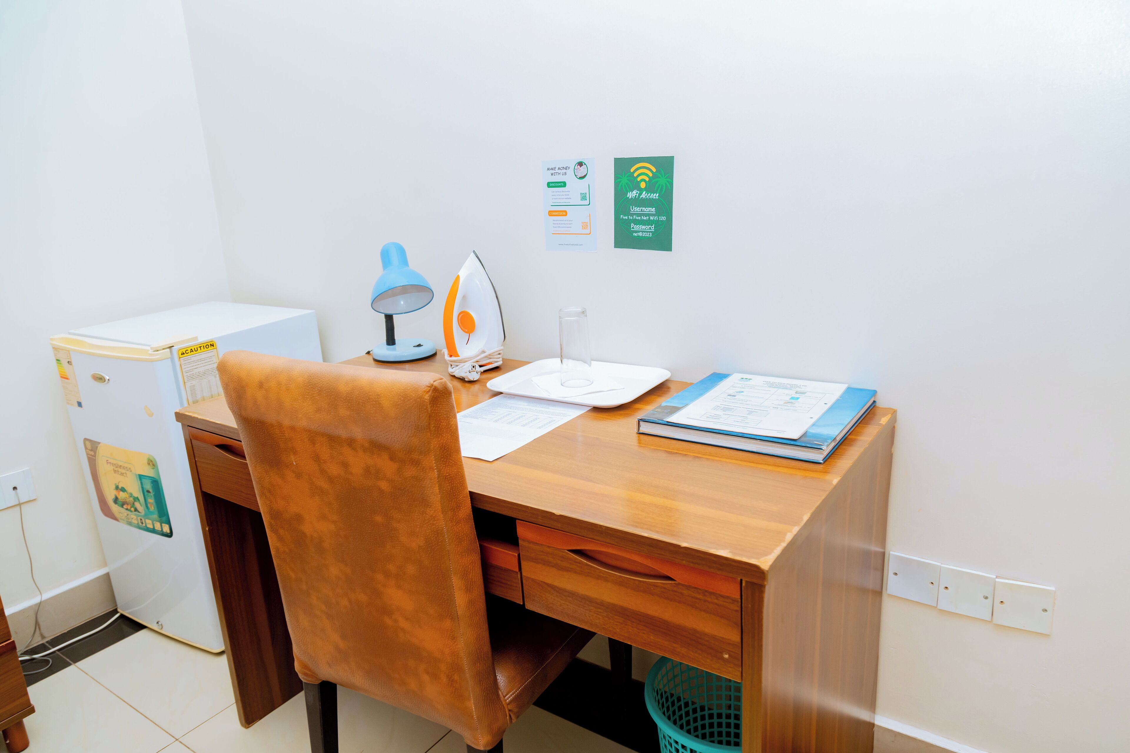 standard single room | living area | 32-inch flat-screen tv with cable channels, tv, pay films