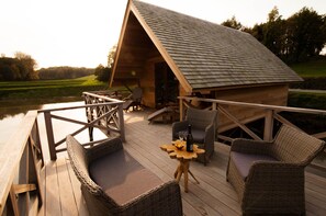 Le Frisson d'Eau | Terrace/patio - AquaLodge (Mettet)
