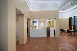 Reception - Elong me Hotel (Ho Chi Minh City)