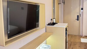 Unclassified image, 2 of 15, button - Elong me Hotel (Ho Chi Minh City)