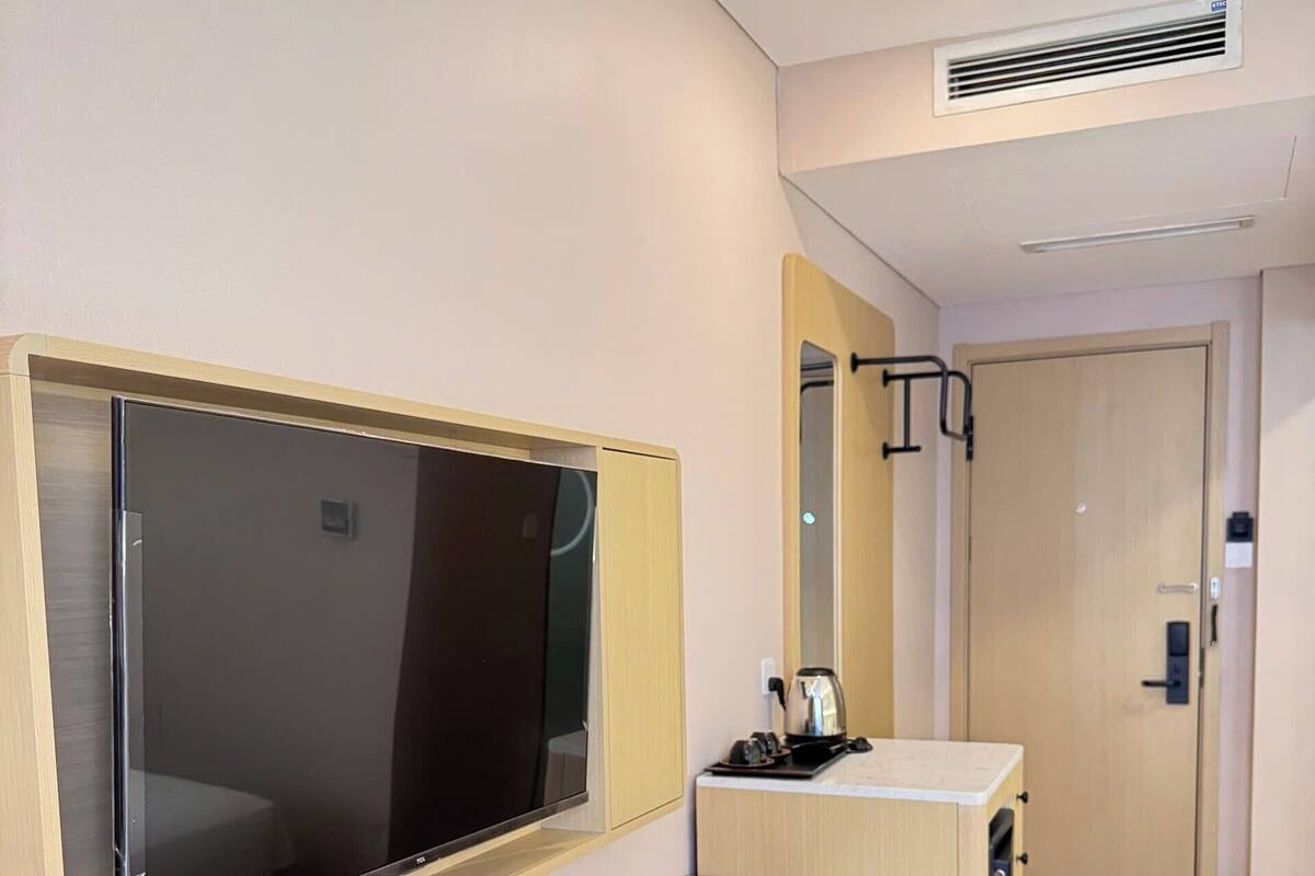 Chambre Simple (No Window) | Literie de qualité supérieure, minibar