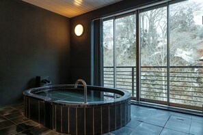 Suite with Mist Sauna, Large Twin | Free minibar, in-room safe, desk, free WiFi