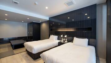 Japanese Modern Suite, Large Twin | Minibar (free items), in-room safe, desk, WiFi (free)