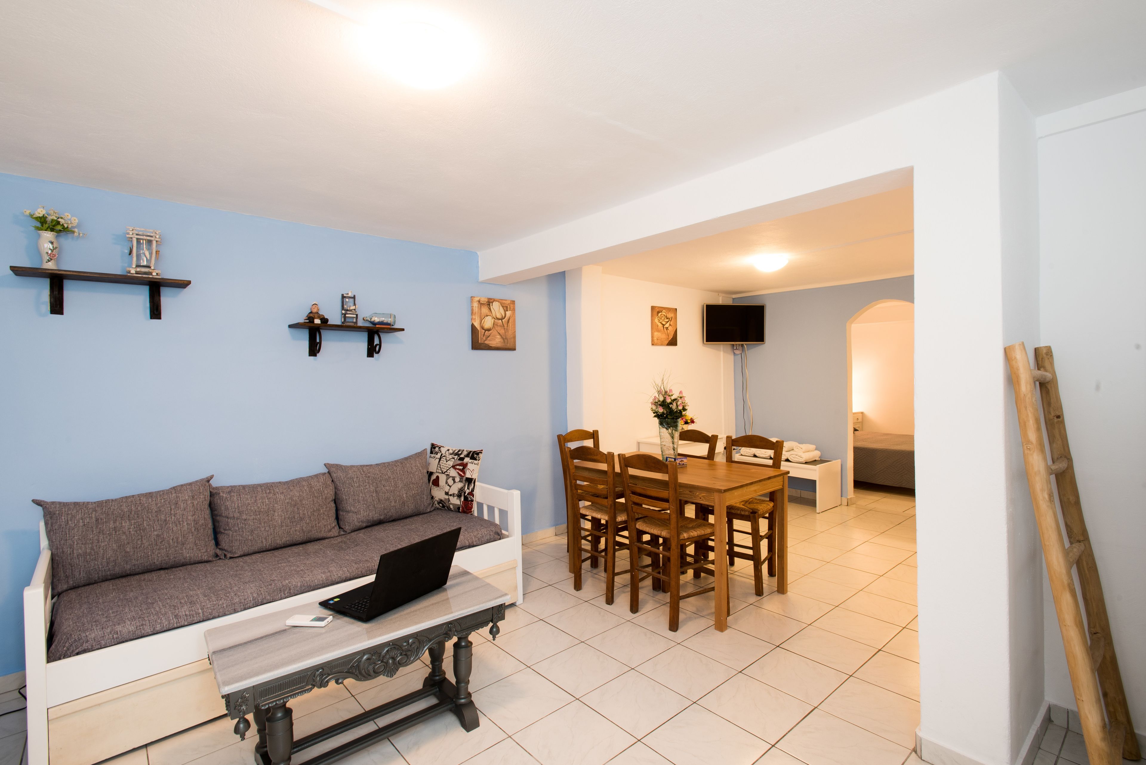 Photo - Mina Studios