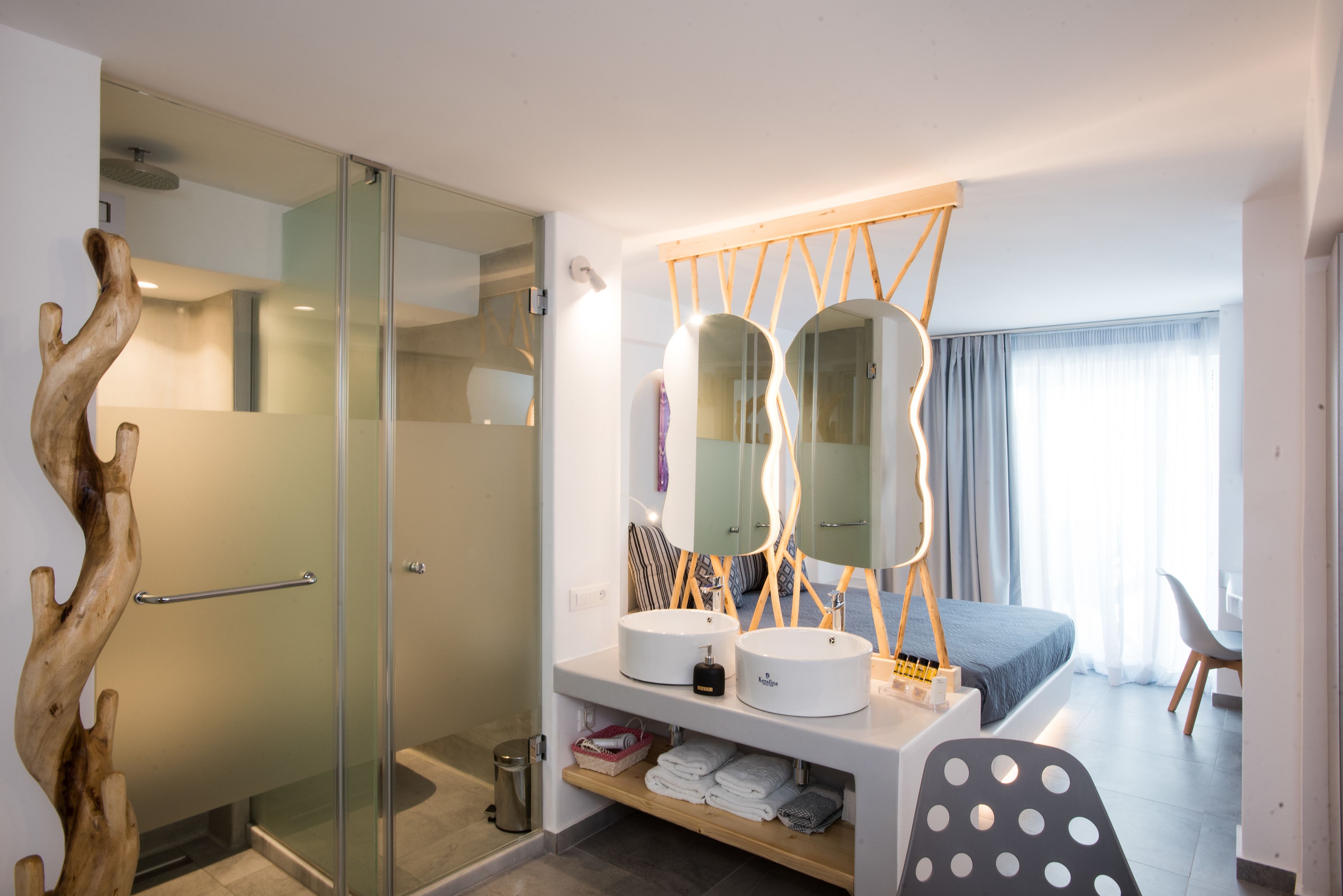 Photo - Mina Studios