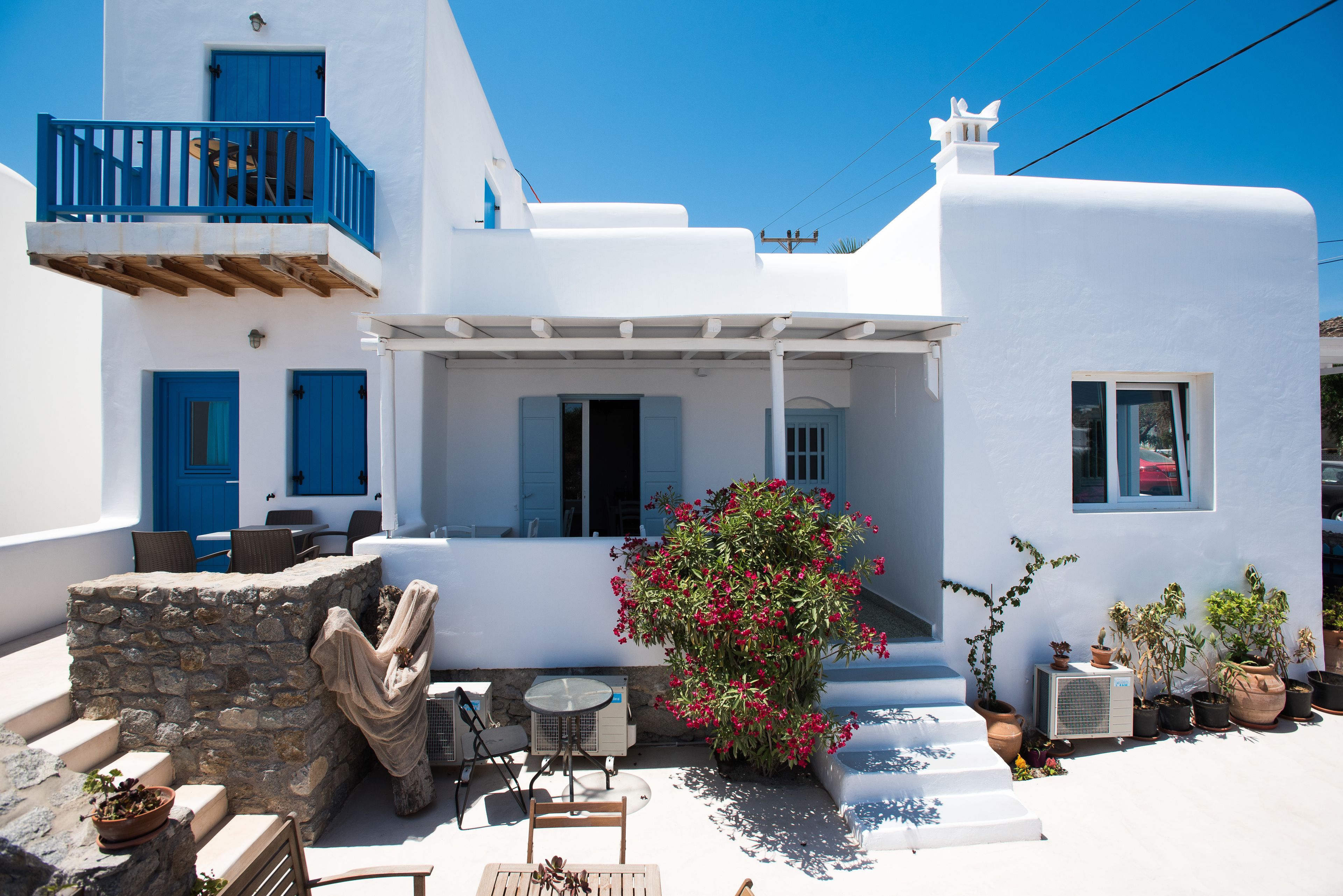 Photo - Mina Studios