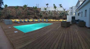 Appartement Luxe, 3 chambres, piscine privée, vue partielle sur l'océan | Terrasse/Patio