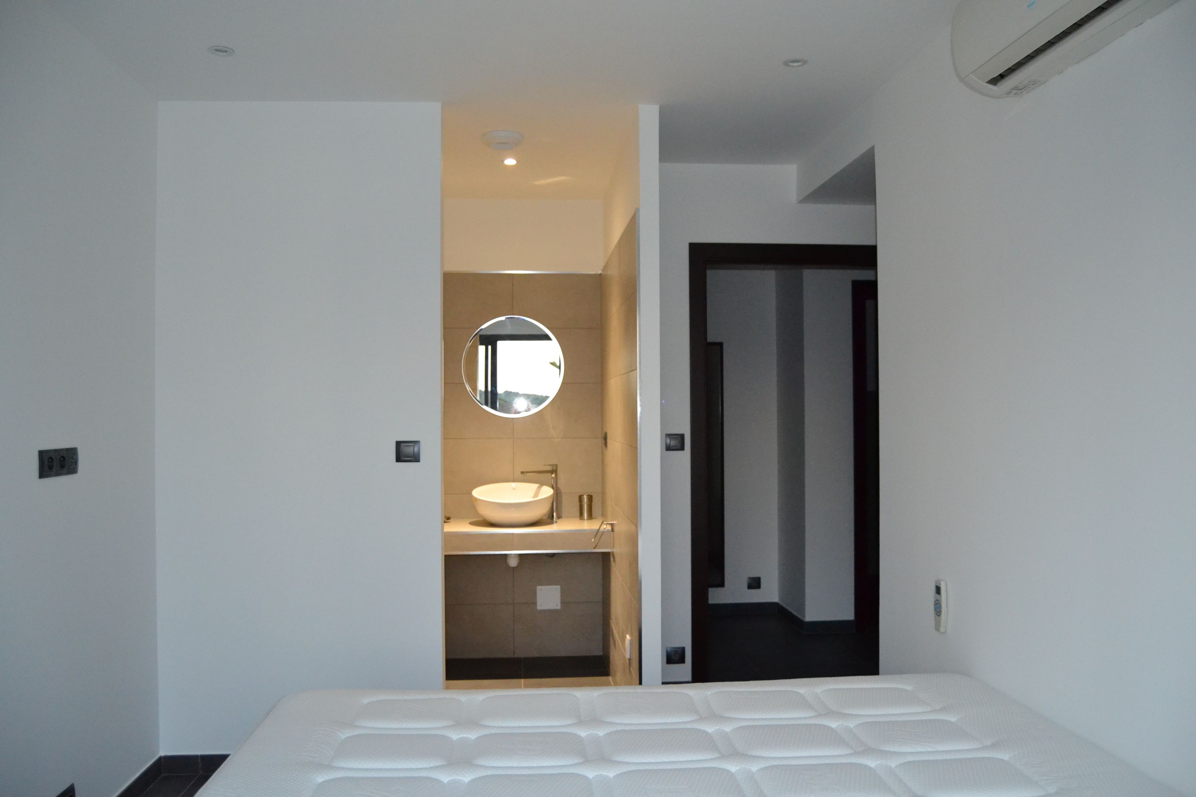 Luxury-Apartment, 3 Schlafzimmer, eigener Pool, Meerblick