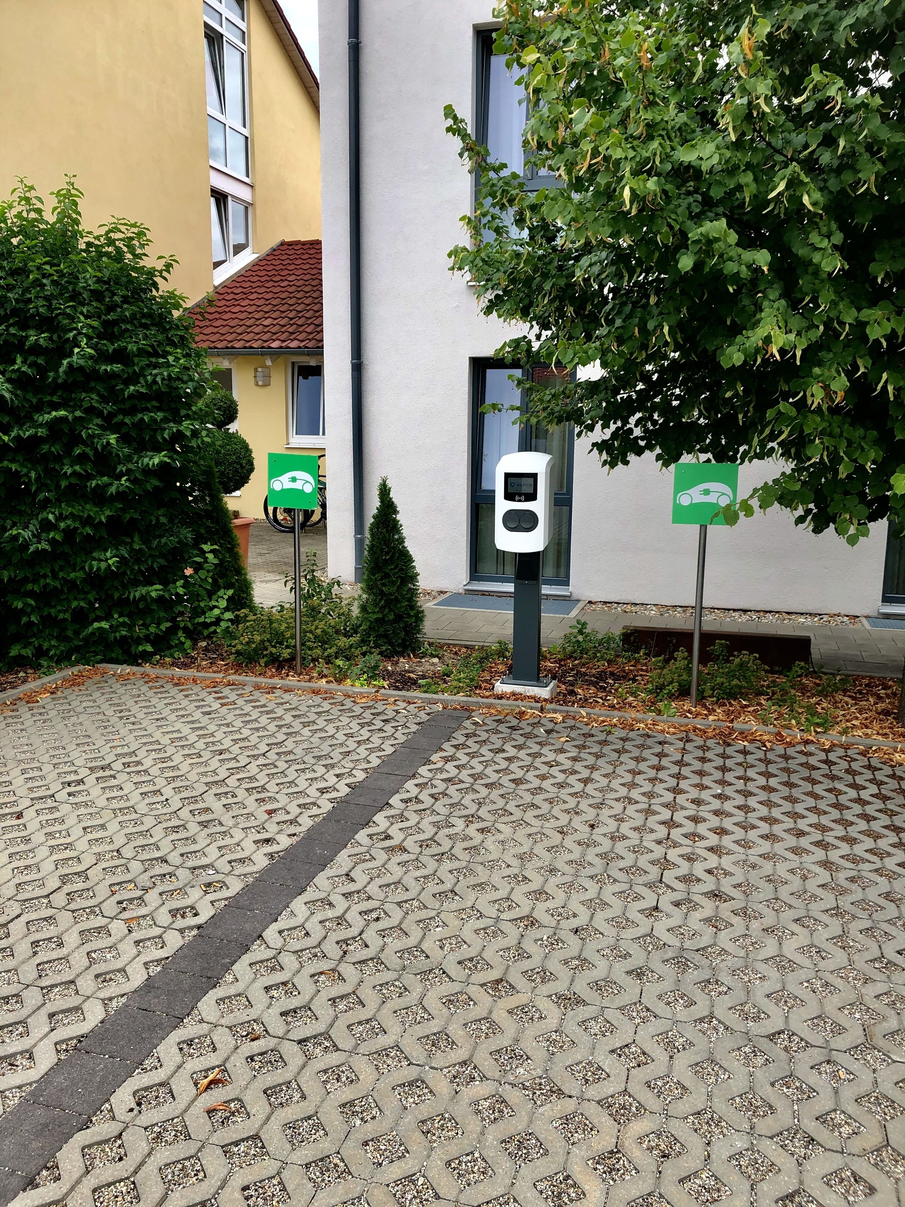free self-parking