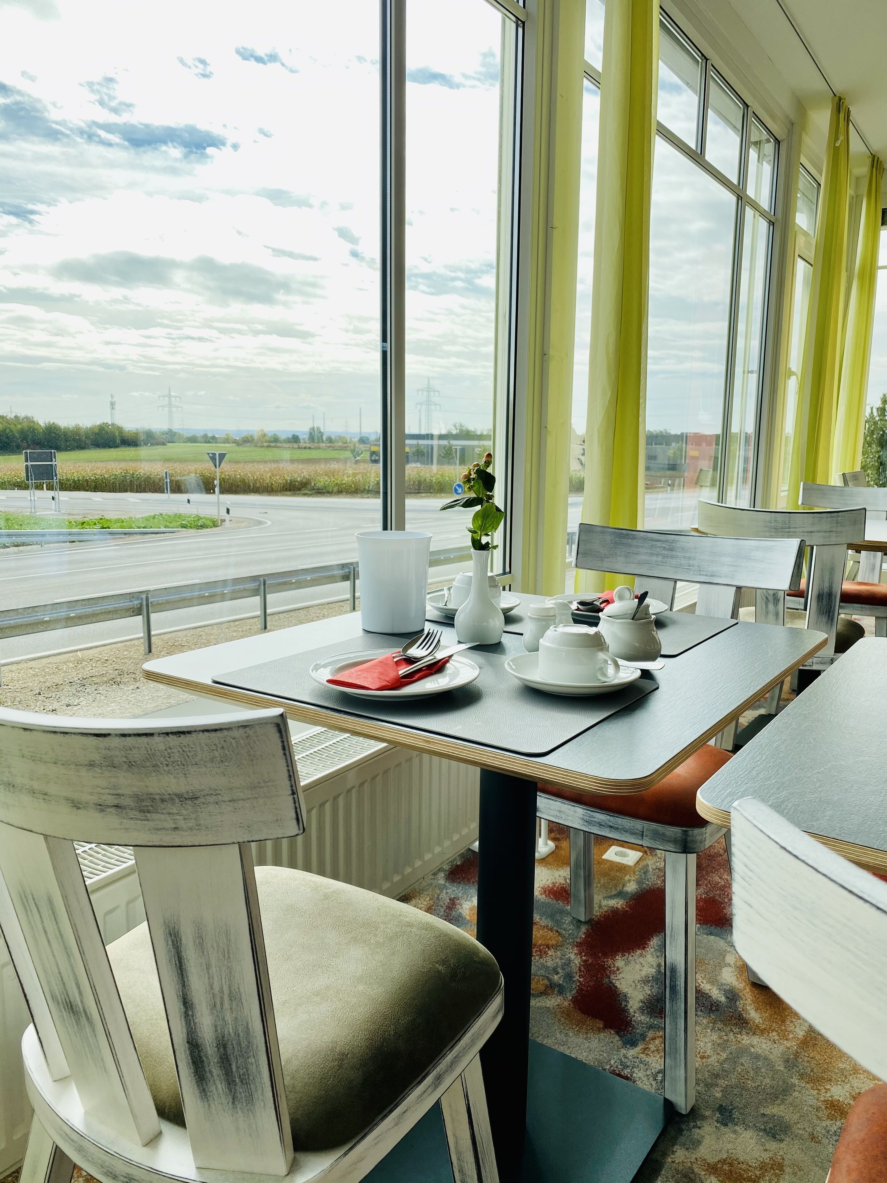 daily buffet breakfast (eur 9.50 per person)