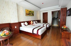 Habitación de lujo con 2 camas individuales | Minibar, escritorio y wifi gratis 