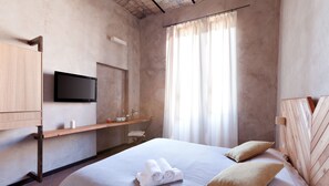 1 bedroom, down duvets, individually decorated, individually furnished - Folia B&B (Rome)