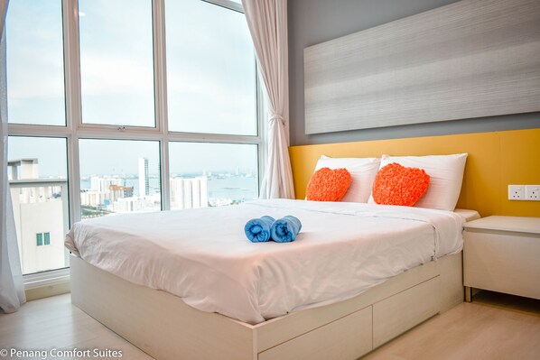 View from room - Georgetown Sea View Suite (George Town)