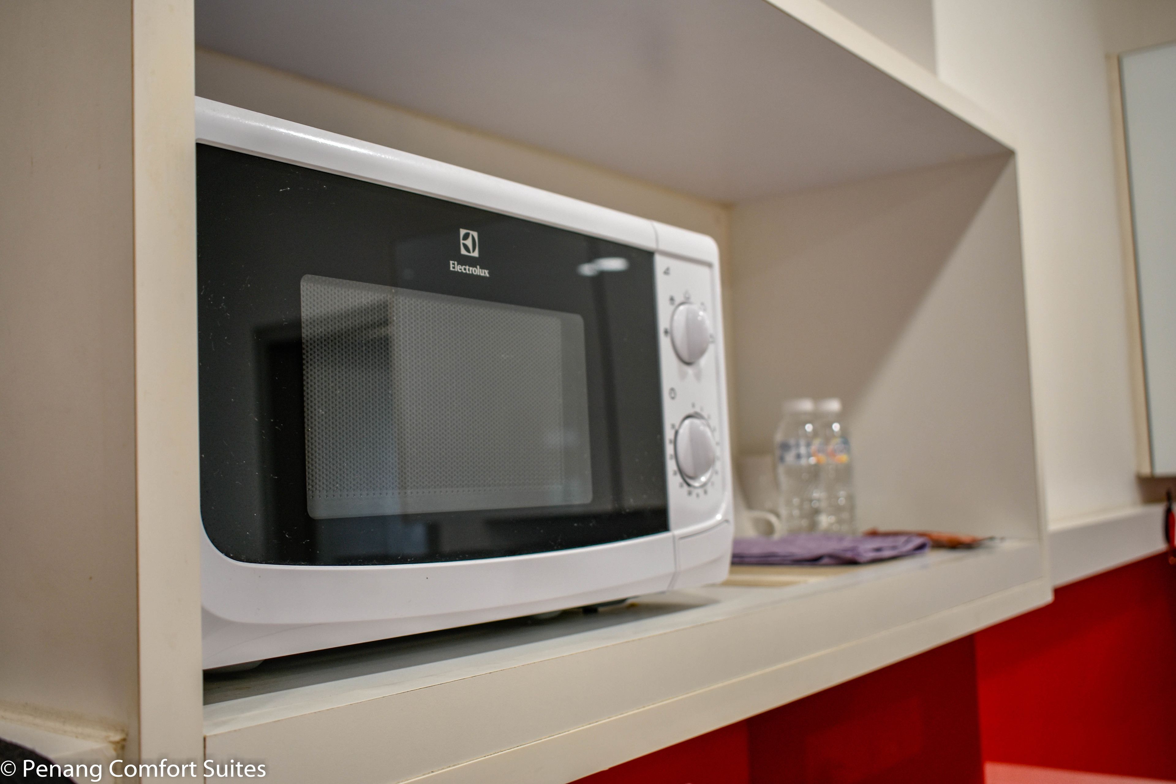 1 bedroom, iron/ironing board, free wifi